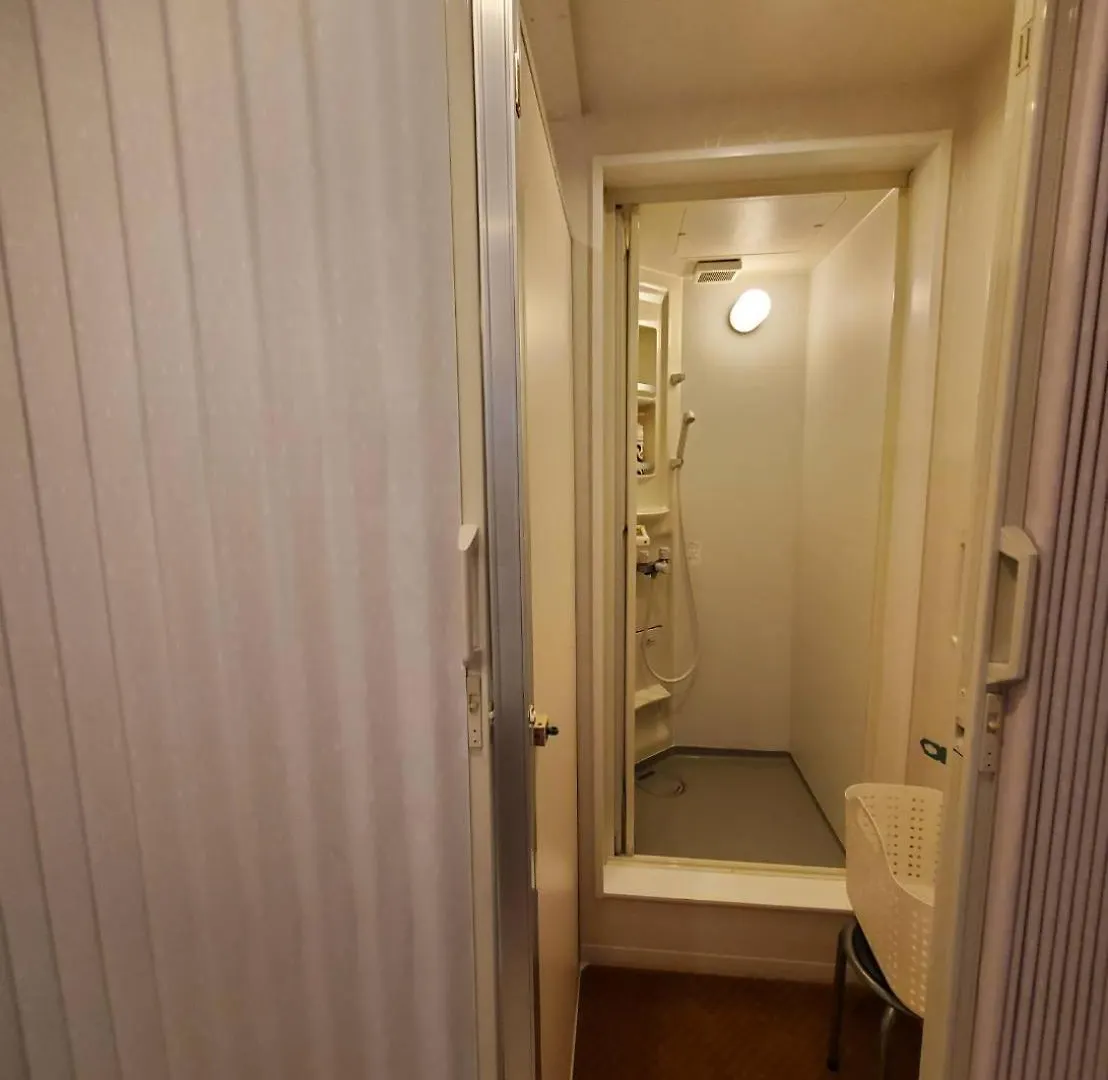 Fukuoka Guest House Jikka 0*, Fukuoka (Fukuoka) Japan